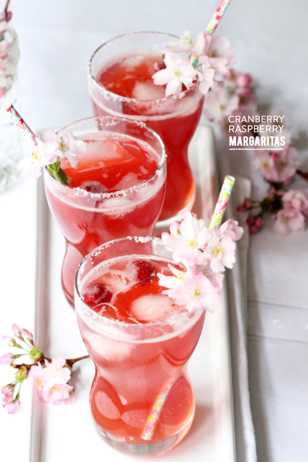  ＜春限定＞テーブルに咲いた満開の桜スイーツで春を愛でましょう　で紹介している画像