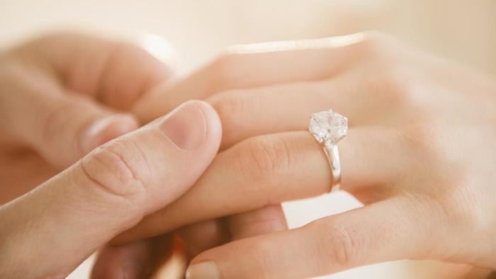  知っておきたい基礎知識！婚約指輪の選び方　で紹介している画像