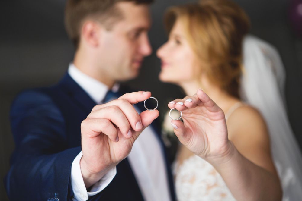  婚約指輪や結婚指輪の刻印どうする？ポイント＆メッセージ文例教えます♡　で紹介している画像