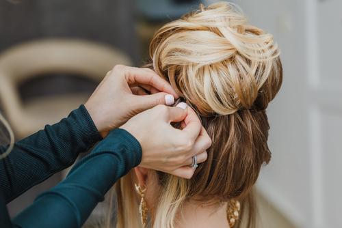  前撮りでもこだわりたい！花嫁の髪型〜ミディアム・ロング・ボブ・ショート〜　で紹介している画像